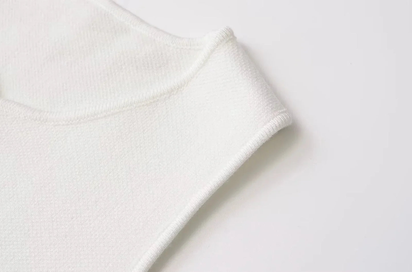 Top Elegance Cut-Out
