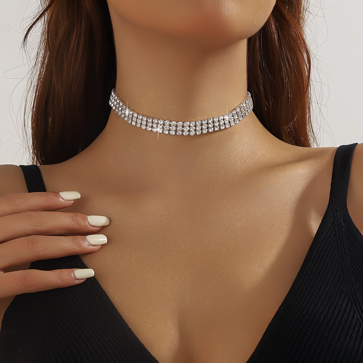 Choker con cristalli luminosi