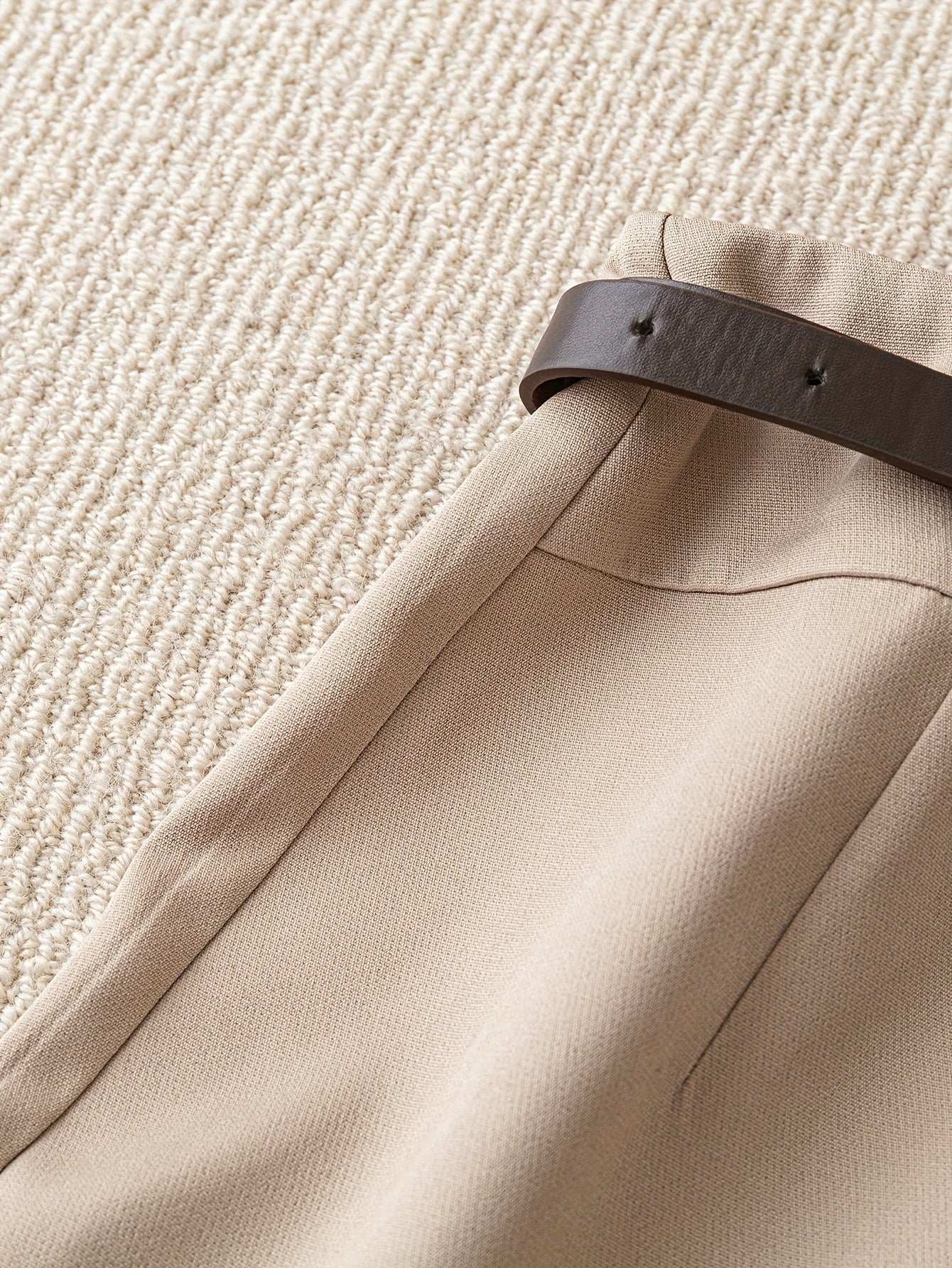 Shorts a portafoglio con cintura elegante