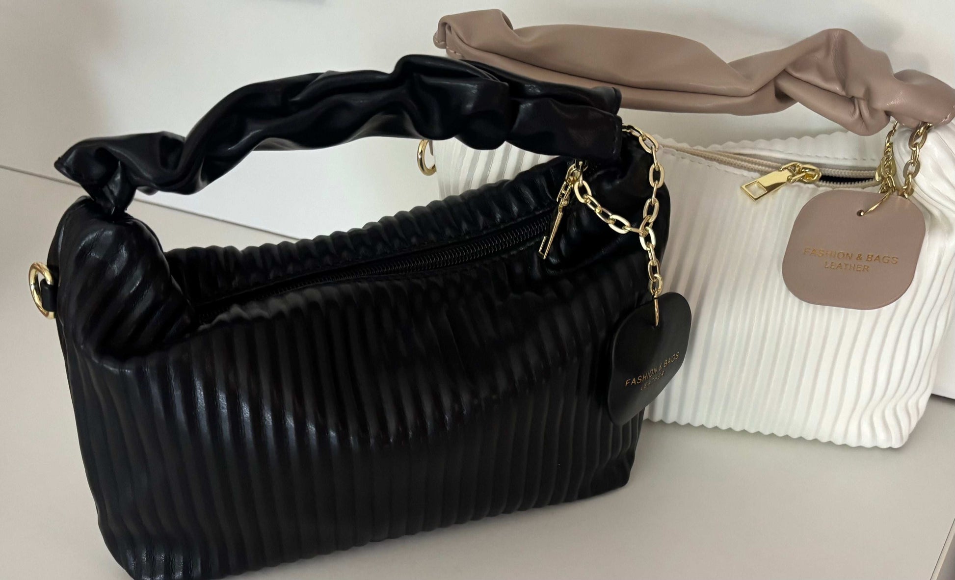 Borsa trapunta, tipo arricciato
