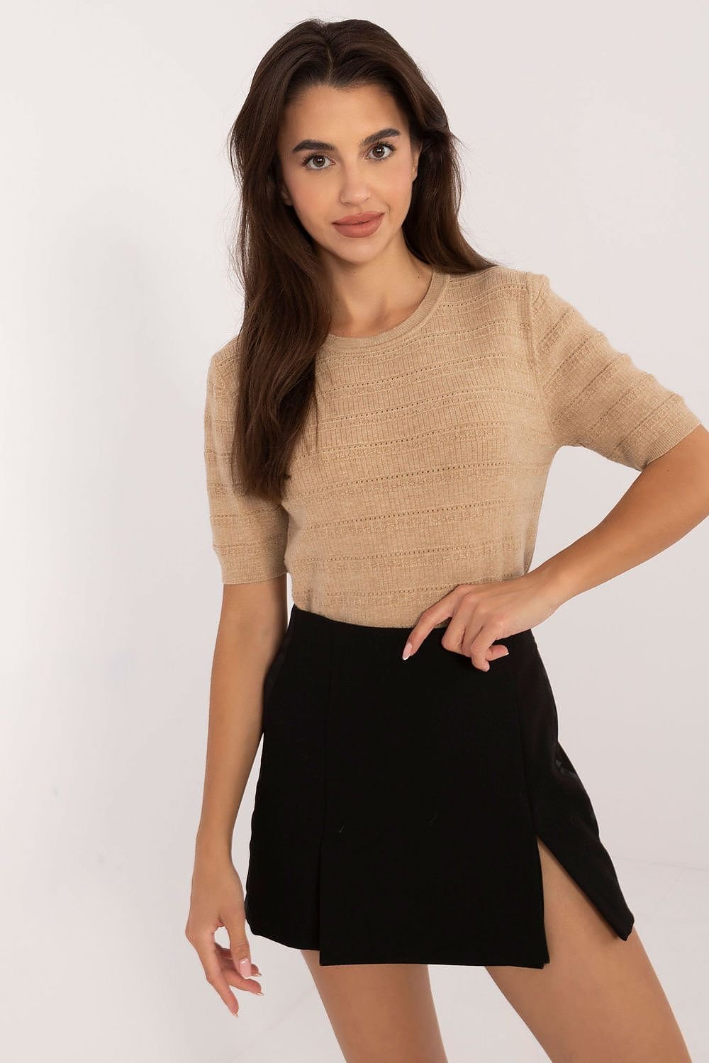 Short sleeve sweater