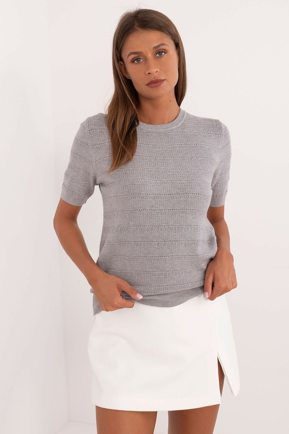 Short sleeve sweater