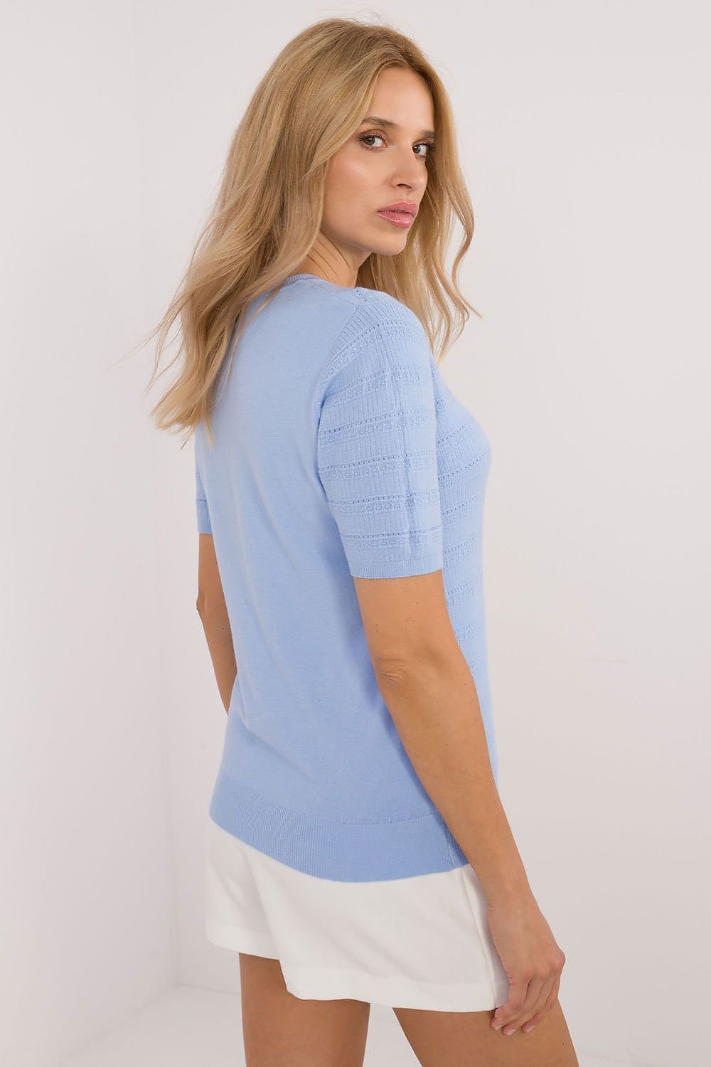 Short sleeve sweater